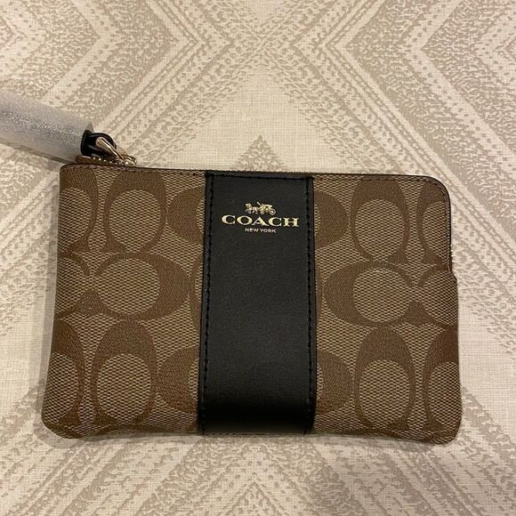 Coach Signature PVC Leather Corner Zipper Wristlet - Picture 1 of 7
